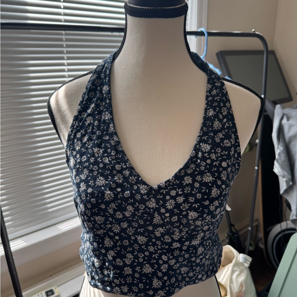 American Eagle Floral Halter Top